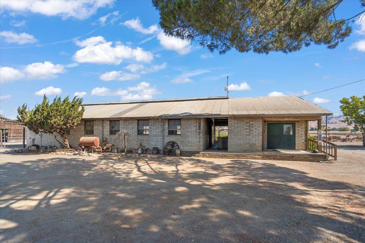 Detail Gallery Image 25 of 51 For 2675 Pacheco Pass Hwy, Gilroy,  CA 95020 - – Beds | – Baths