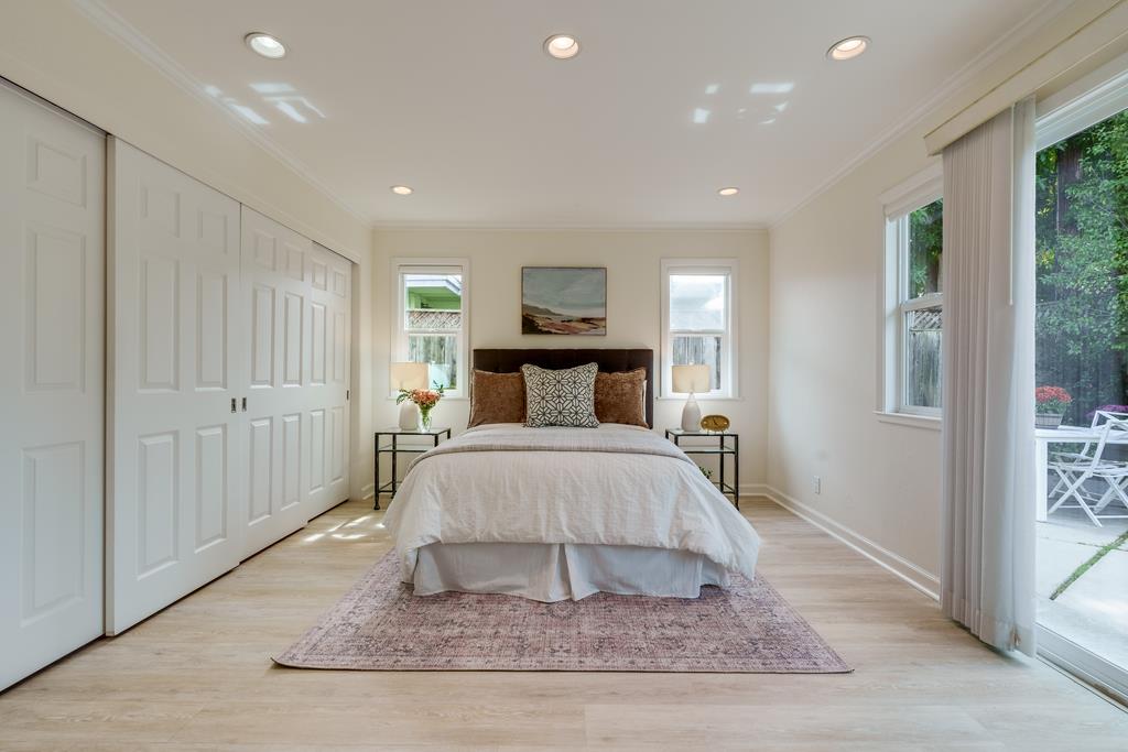 Detail Gallery Image 17 of 39 For 223 Merced Ave, Santa Cruz,  CA 95060 - 3 Beds | 3 Baths