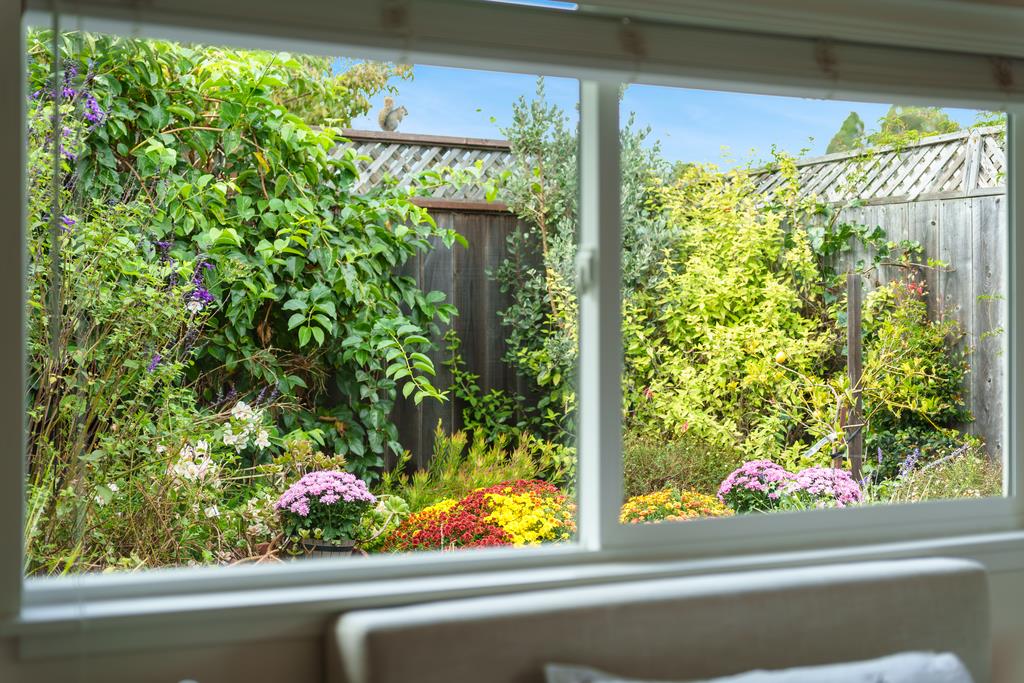 Detail Gallery Image 21 of 39 For 223 Merced Ave, Santa Cruz,  CA 95060 - 3 Beds | 3 Baths