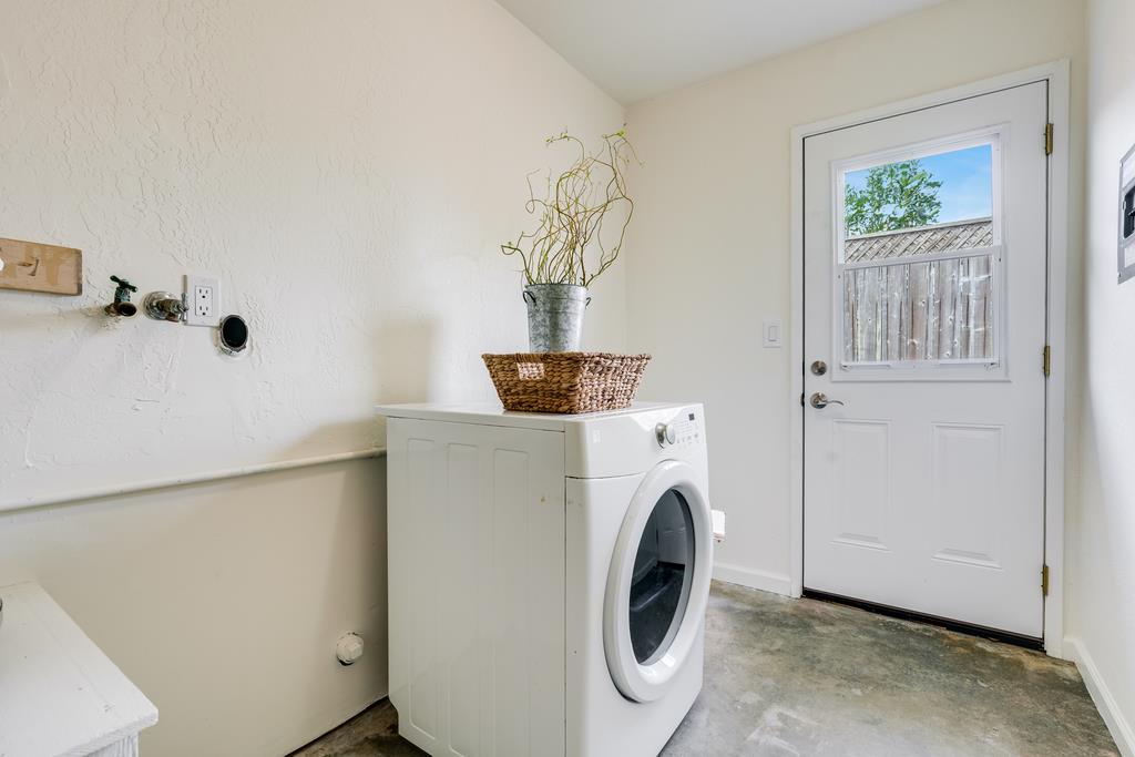 Detail Gallery Image 24 of 39 For 223 Merced Ave, Santa Cruz,  CA 95060 - 3 Beds | 3 Baths