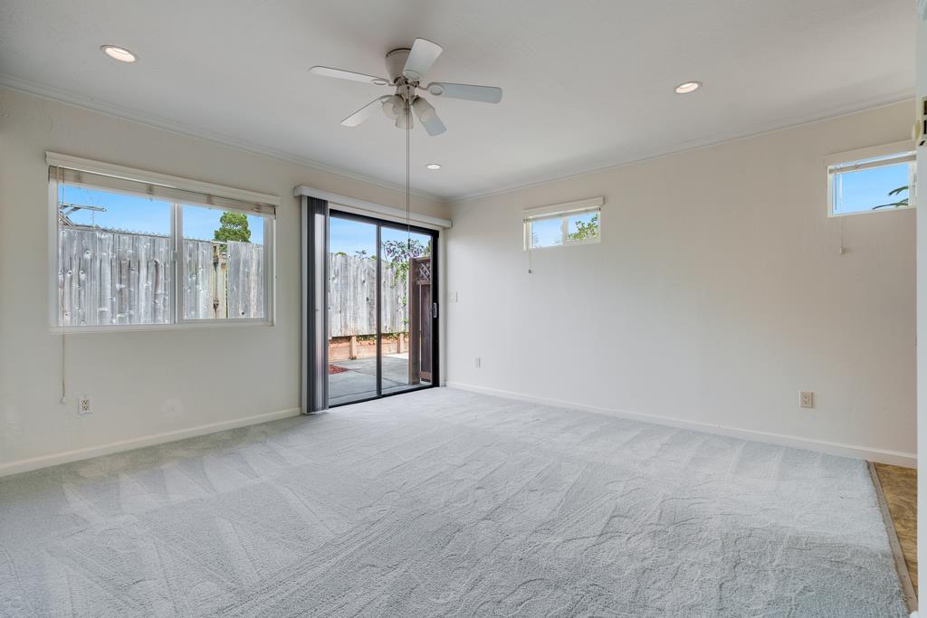 Detail Gallery Image 26 of 39 For 223 Merced Ave, Santa Cruz,  CA 95060 - 3 Beds | 3 Baths