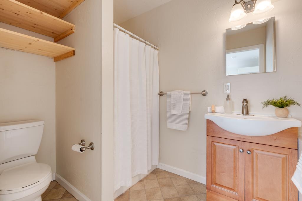 Detail Gallery Image 29 of 39 For 223 Merced Ave, Santa Cruz,  CA 95060 - 3 Beds | 3 Baths