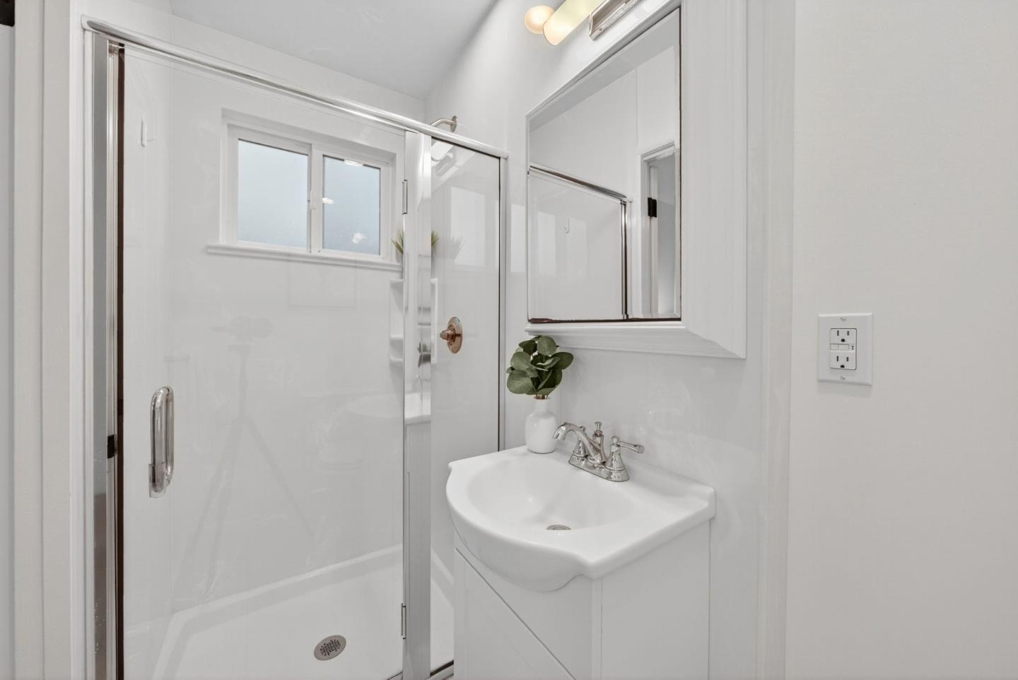 Detail Gallery Image 19 of 51 For 876 N Mayfair Ave, Daly City,  CA 94015 - 3 Beds | 3 Baths