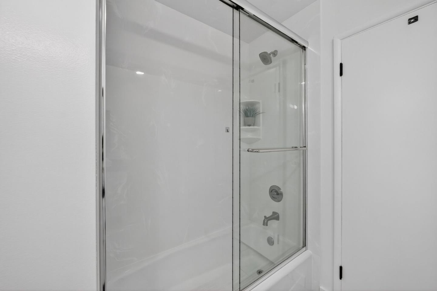 Detail Gallery Image 24 of 51 For 876 N Mayfair Ave, Daly City,  CA 94015 - 3 Beds | 3 Baths