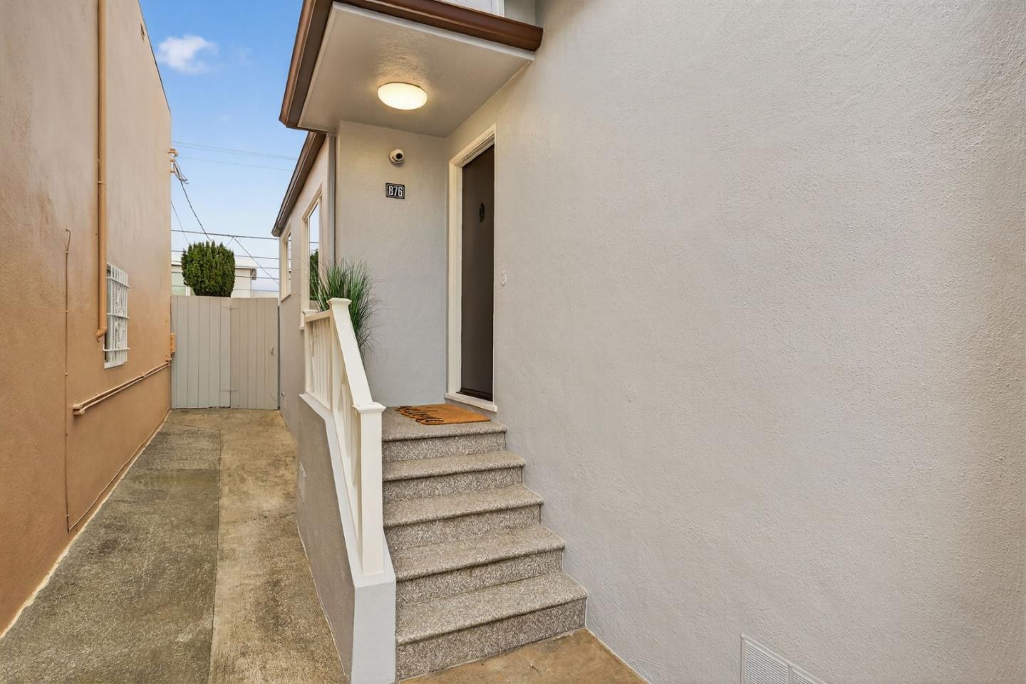 Detail Gallery Image 3 of 51 For 876 N Mayfair Ave, Daly City,  CA 94015 - 3 Beds | 3 Baths