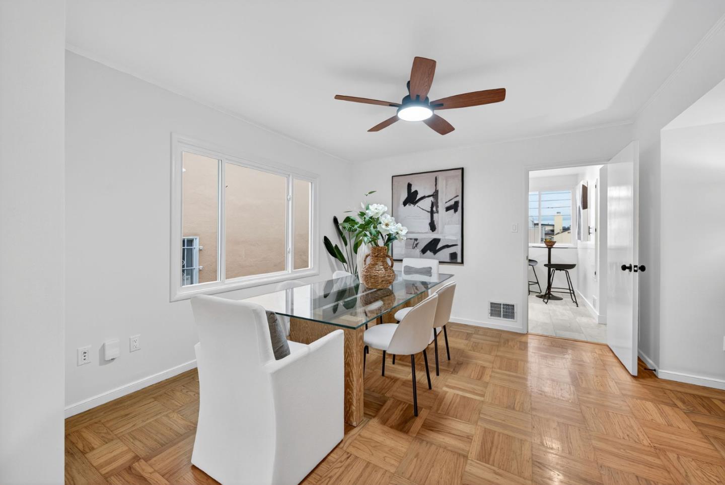 Detail Gallery Image 6 of 51 For 876 N Mayfair Ave, Daly City,  CA 94015 - 3 Beds | 3 Baths