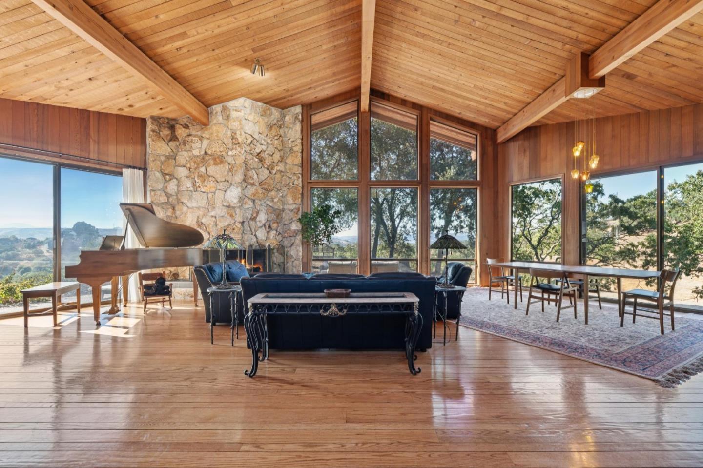 Detail Gallery Image 19 of 89 For 575 Morecroft Rd, Lafayette,  CA 94549 - 4 Beds | 3 Baths