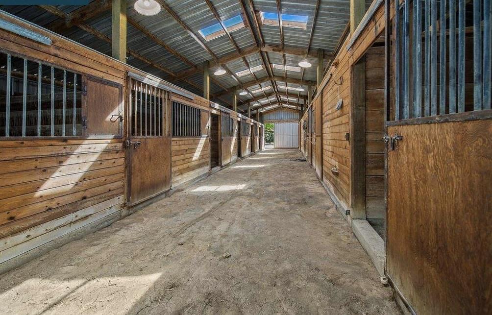 Detail Gallery Image 84 of 89 For 575 Morecroft Rd, Lafayette,  CA 94549 - 4 Beds | 3 Baths