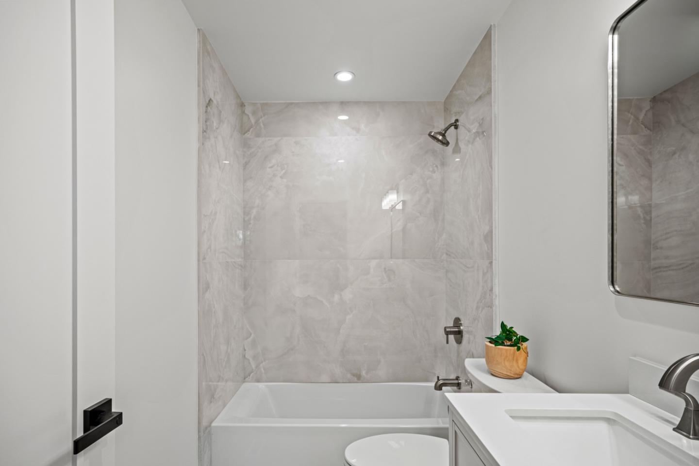 Detail Gallery Image 29 of 33 For 4171 Sunset Ln, Pebble Beach,  CA 93953 - 4 Beds | 3/1 Baths