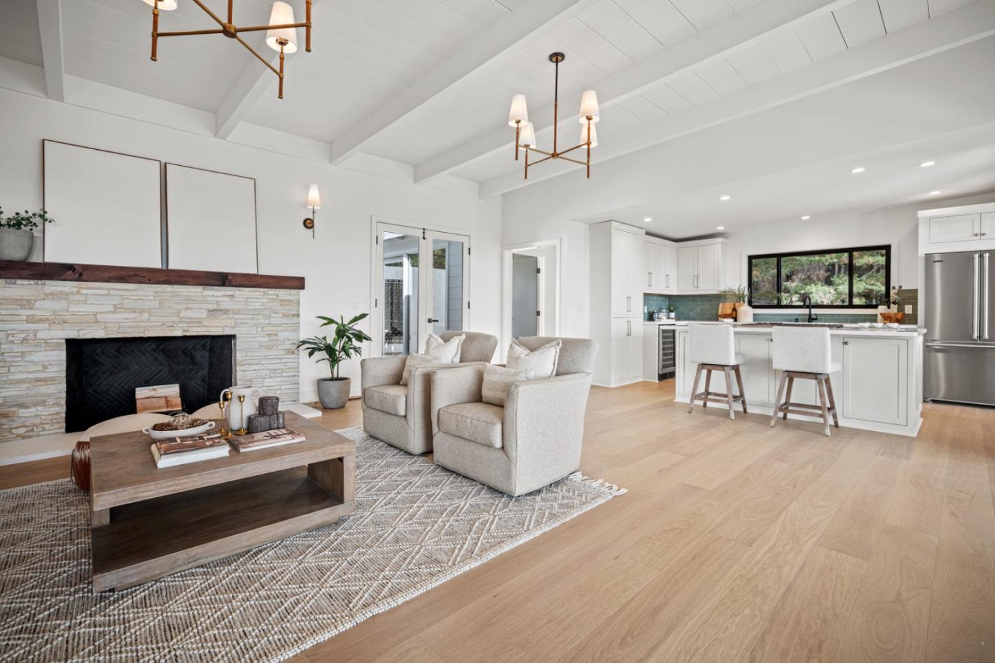 Detail Gallery Image 6 of 33 For 4171 Sunset Ln, Pebble Beach,  CA 93953 - 4 Beds | 3/1 Baths