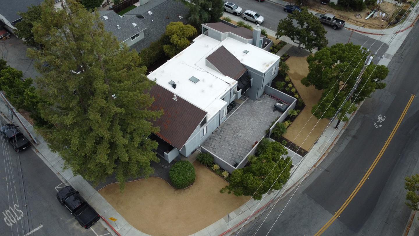 Detail Gallery Image 26 of 26 For 1 Doris Ct, Redwood City,  CA 94061 - 6 Beds | 5/1 Baths