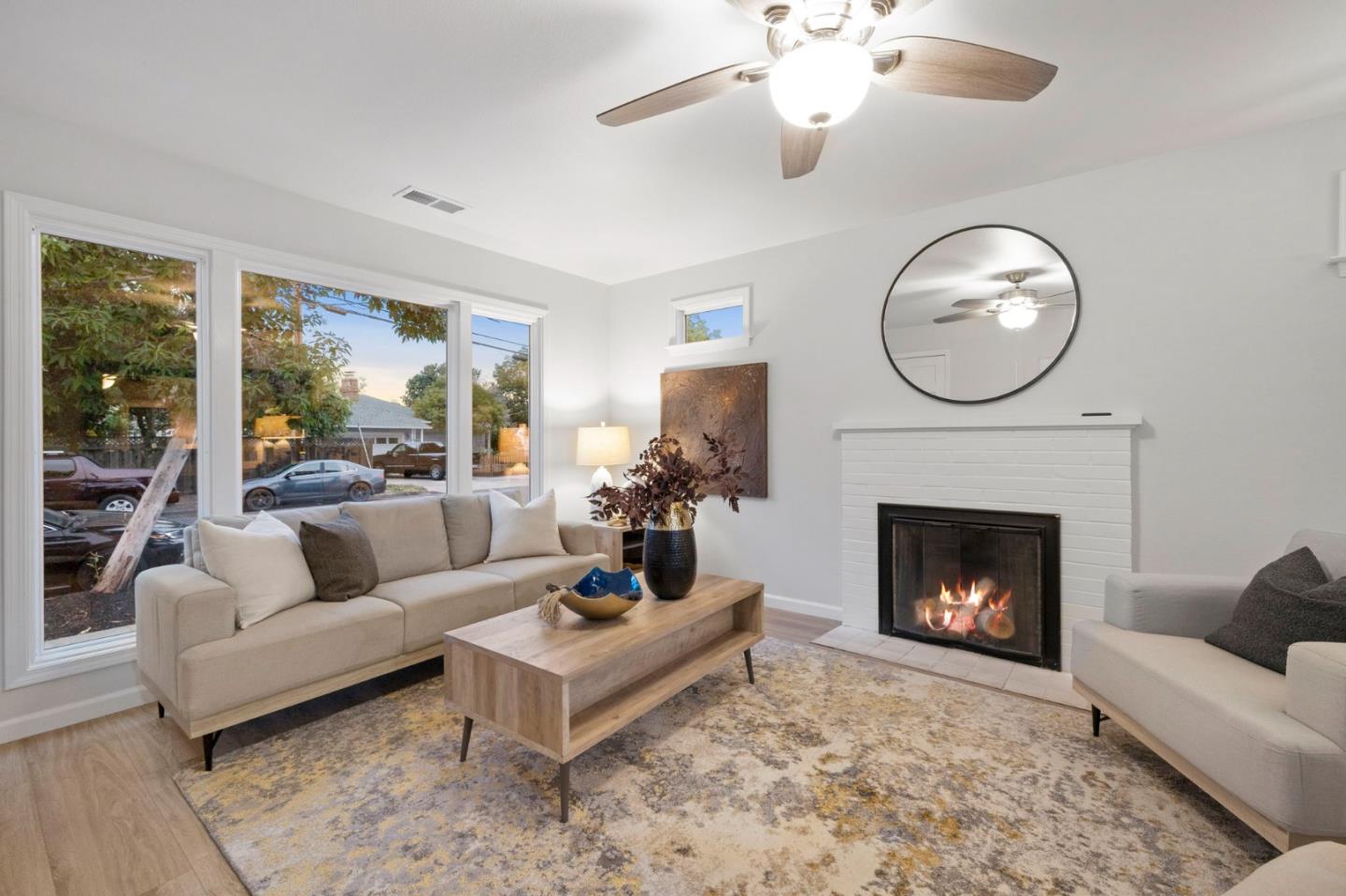 Detail Gallery Image 10 of 67 For 3232/3234 Page St, Redwood City,  CA 94063 - – Beds | – Baths