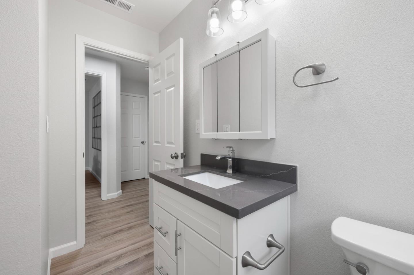 Detail Gallery Image 26 of 67 For 3232/3234 Page St, Redwood City,  CA 94063 - – Beds | – Baths