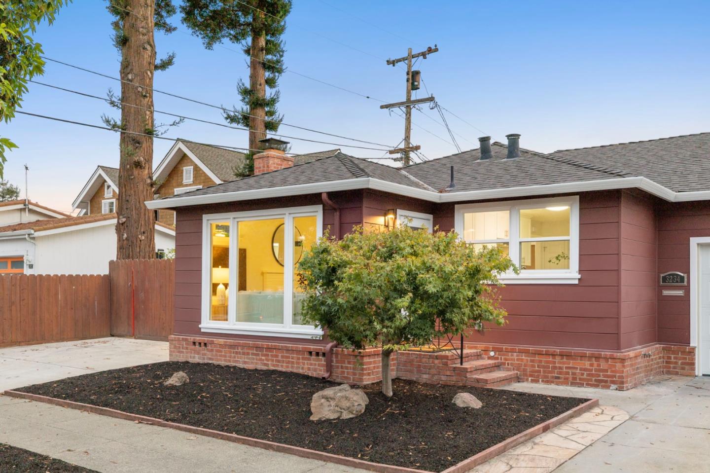 Detail Gallery Image 4 of 67 For 3232/3234 Page St, Redwood City,  CA 94063 - – Beds | – Baths