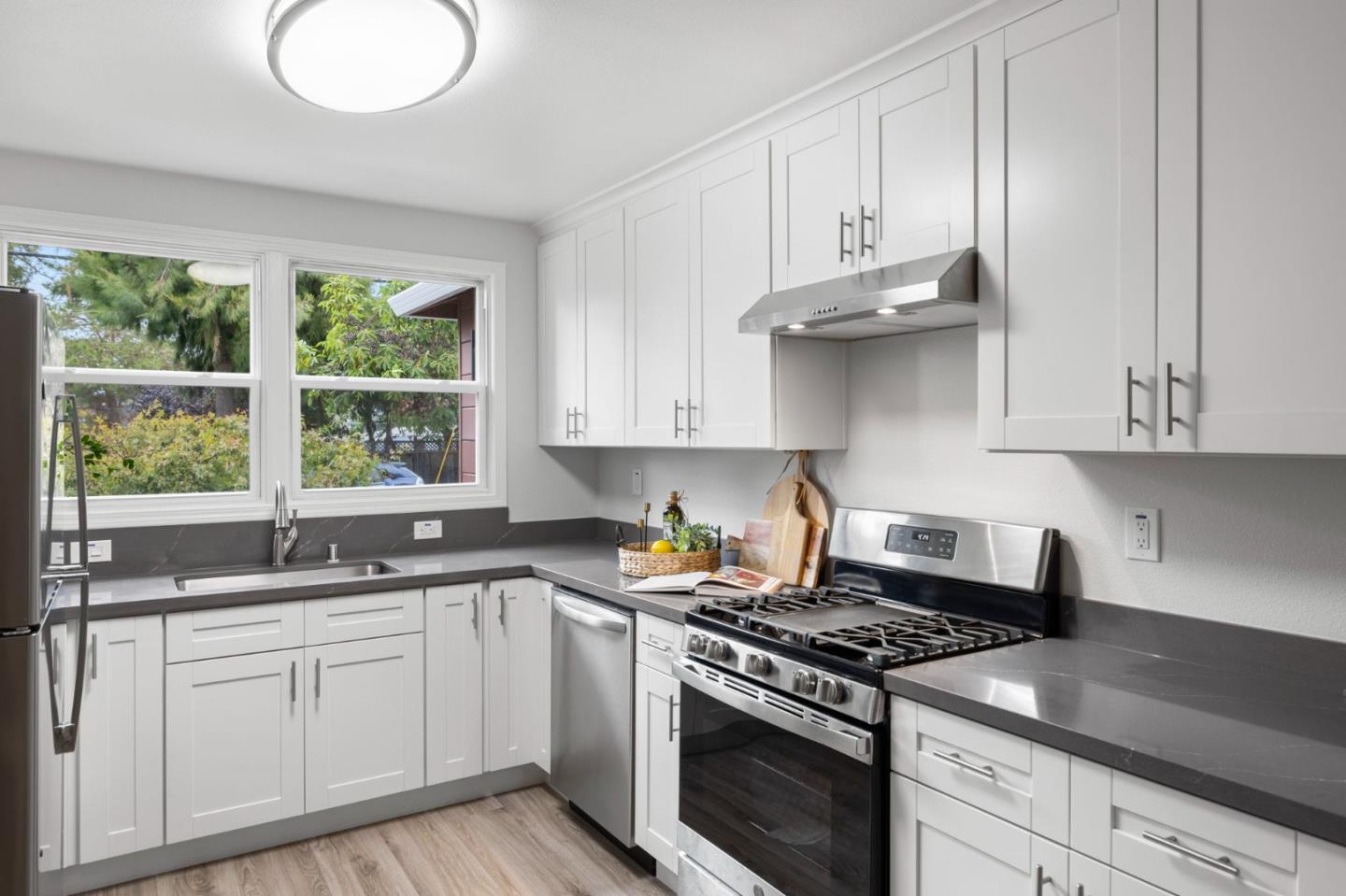 Detail Gallery Image 43 of 67 For 3232/3234 Page St, Redwood City,  CA 94063 - – Beds | – Baths