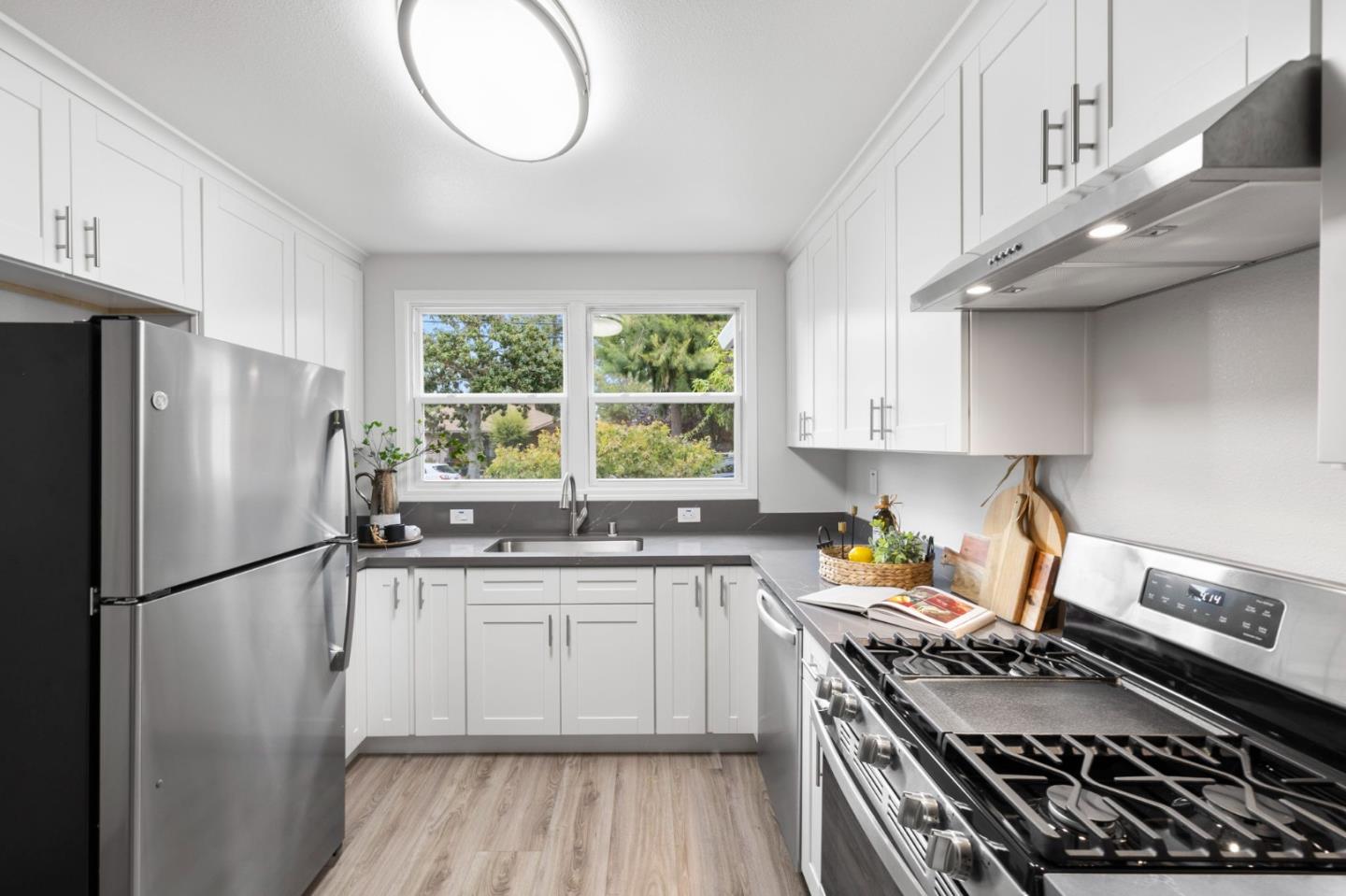 Detail Gallery Image 44 of 67 For 3232/3234 Page St, Redwood City,  CA 94063 - – Beds | – Baths