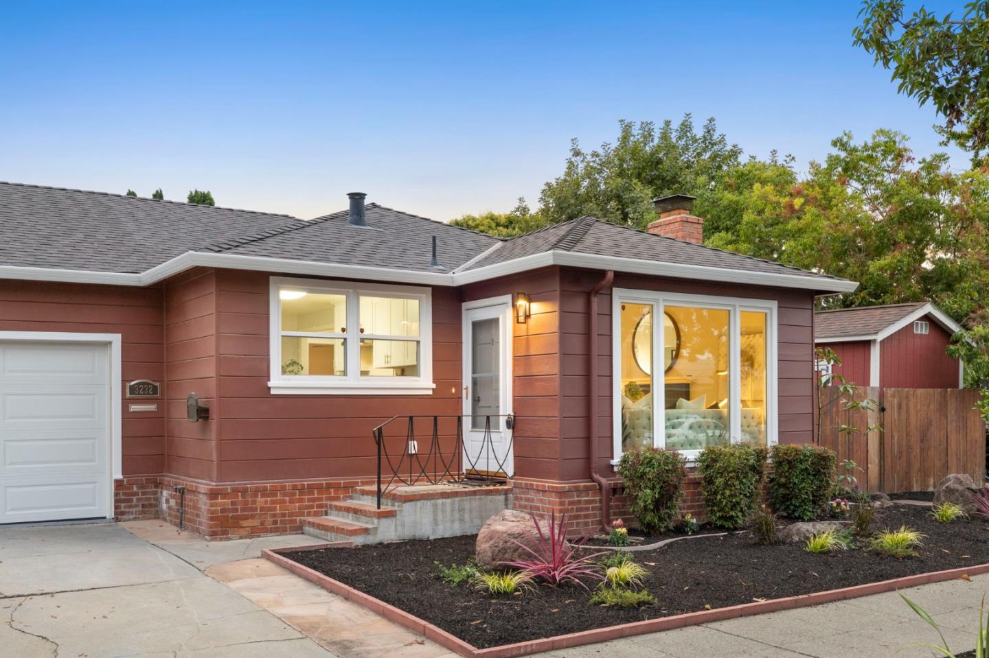 Detail Gallery Image 5 of 67 For 3232/3234 Page St, Redwood City,  CA 94063 - – Beds | – Baths