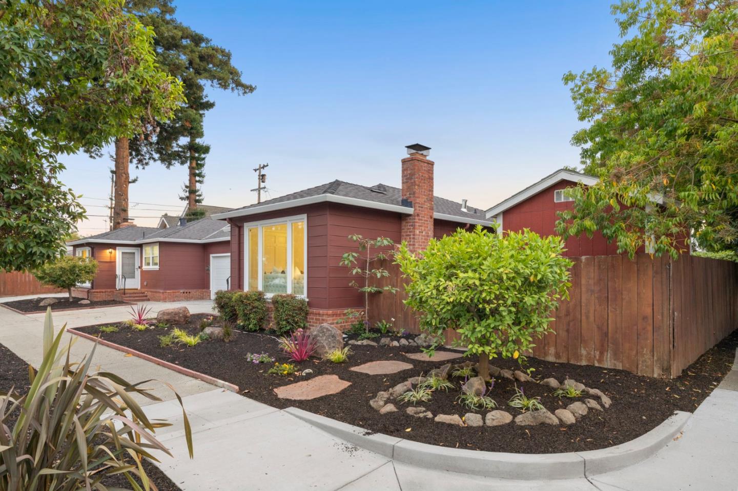 Detail Gallery Image 6 of 67 For 3232/3234 Page St, Redwood City,  CA 94063 - – Beds | – Baths