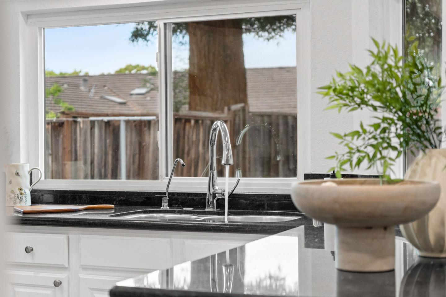 Detail Gallery Image 21 of 49 For 959 Reed Ave, Sunnyvale,  CA 94086 - 4 Beds | 2 Baths