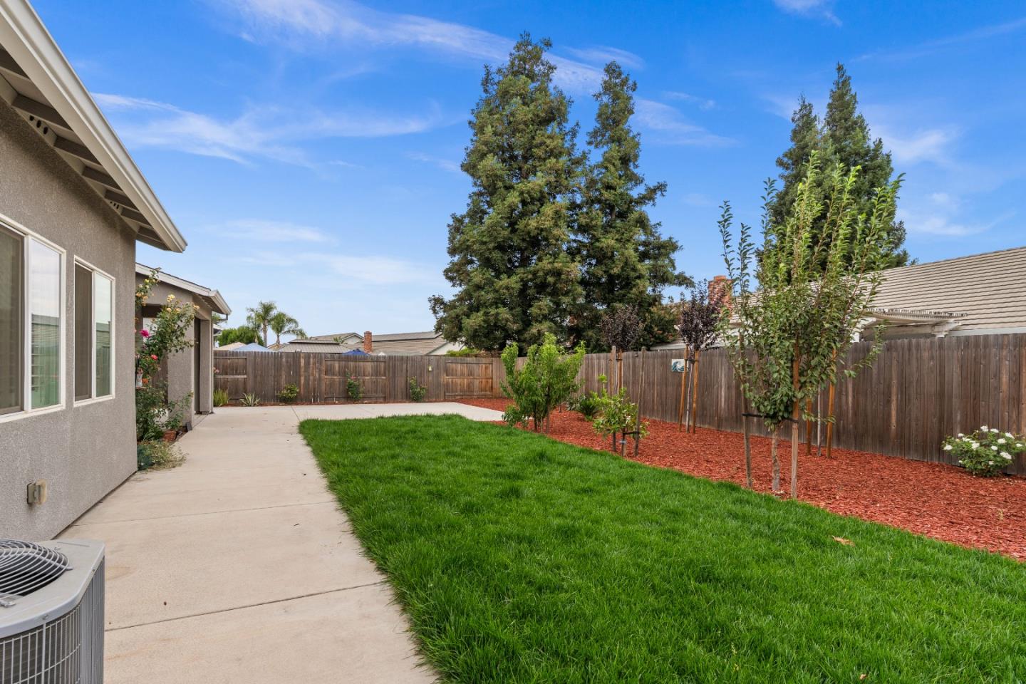 Detail Gallery Image 34 of 50 For 1340 Crimson Pl, Manteca,  CA 95336 - 3 Beds | 2 Baths