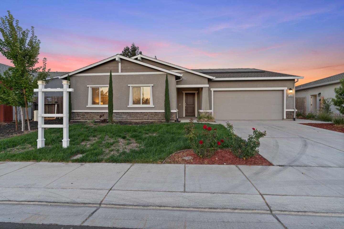 Detail Gallery Image 35 of 50 For 1340 Crimson Pl, Manteca,  CA 95336 - 3 Beds | 2 Baths