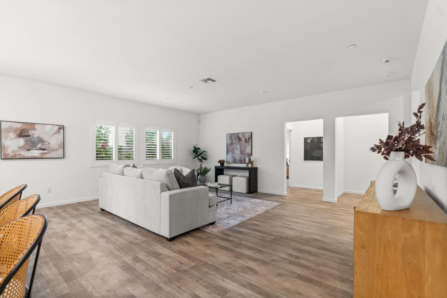 Detail Gallery Image 7 of 50 For 1340 Crimson Pl, Manteca,  CA 95336 - 3 Beds | 2 Baths