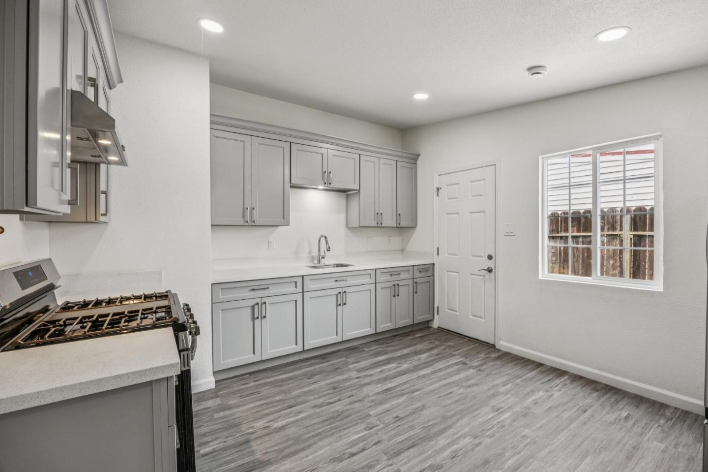 Detail Gallery Image 17 of 45 For 1224 Norton St, San Mateo,  CA 94401 - 3 Beds | 1 Baths