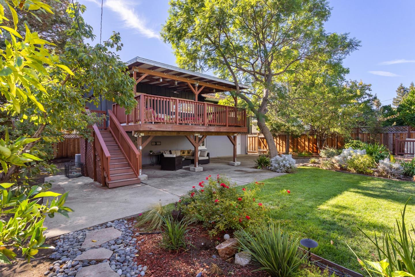 Detail Gallery Image 27 of 35 For 1619 Hallbrook Dr, San Jose,  CA 95124 - 4 Beds | 2 Baths