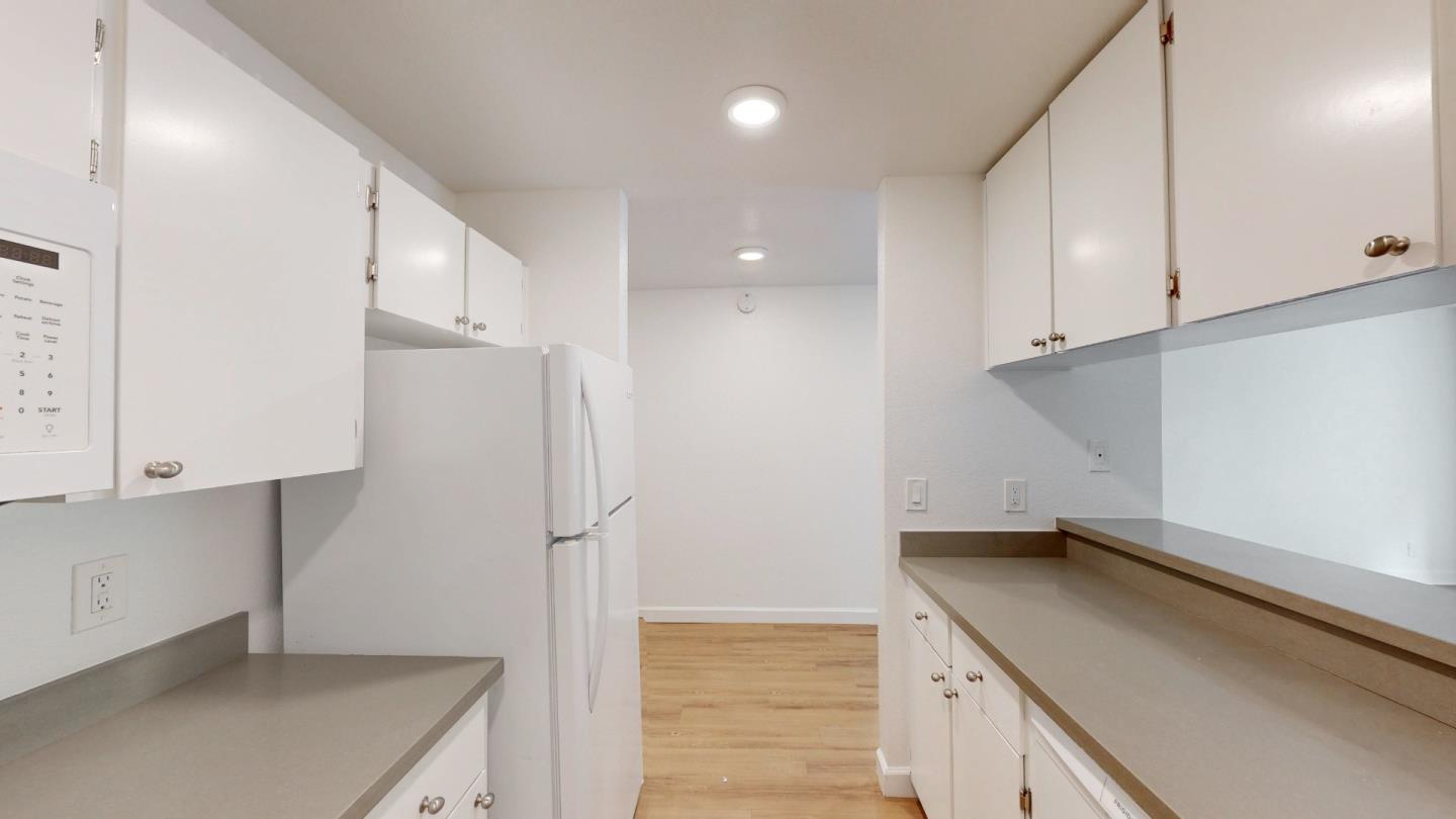 Detail Gallery Image 12 of 20 For 285 Woodland Ave, San Rafael,  CA 94901 - – Beds | – Baths