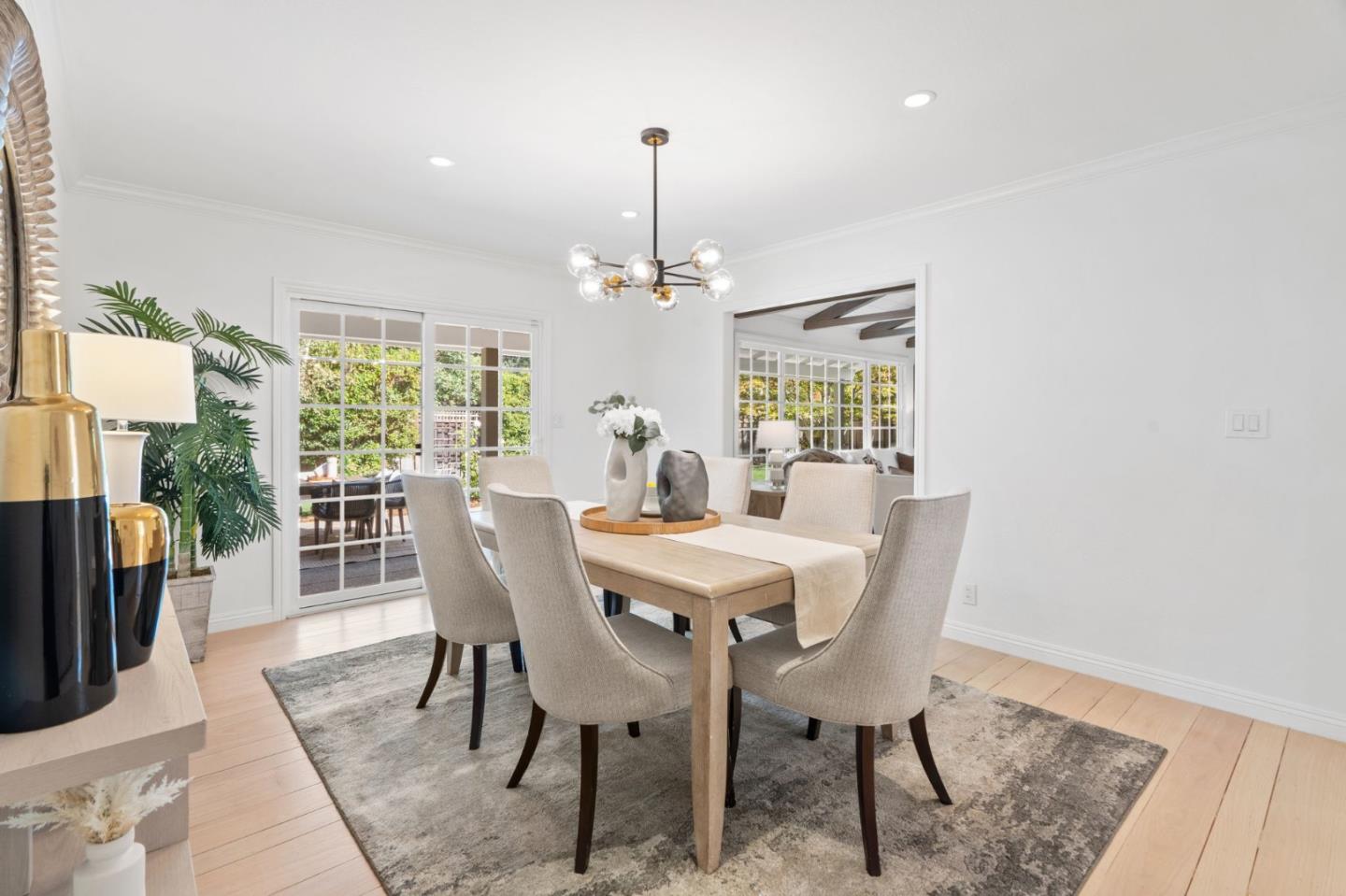 Detail Gallery Image 10 of 35 For 5635 W Walbrook Dr, San Jose,  CA 95129 - 4 Beds | 2 Baths