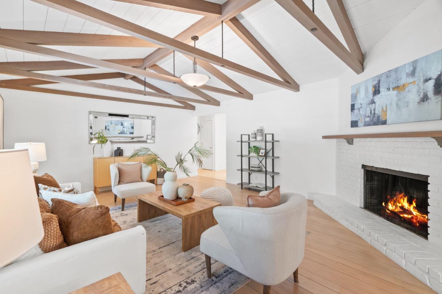 Detail Gallery Image 6 of 35 For 5635 W Walbrook Dr, San Jose,  CA 95129 - 4 Beds | 2 Baths