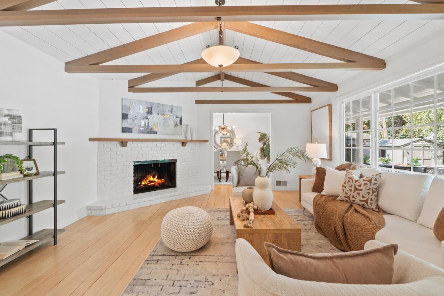 Detail Gallery Image 7 of 35 For 5635 W Walbrook Dr, San Jose,  CA 95129 - 4 Beds | 2 Baths