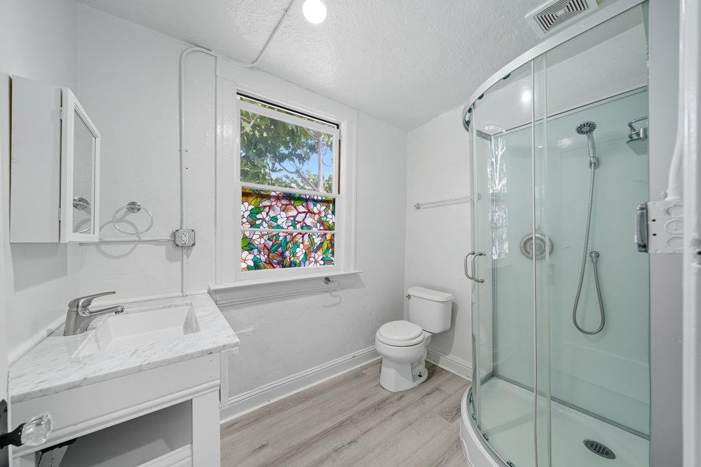 Detail Gallery Image 5 of 100 For 316 Napa St, Vallejo,  CA 94590 - – Beds | – Baths