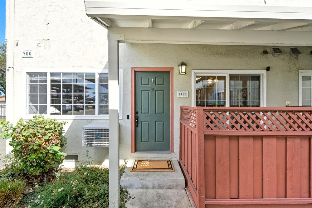 Detail Gallery Image 4 of 32 For 700 Fargo Ave #12,  San Leandro,  CA 94579 - 2 Beds | 2 Baths