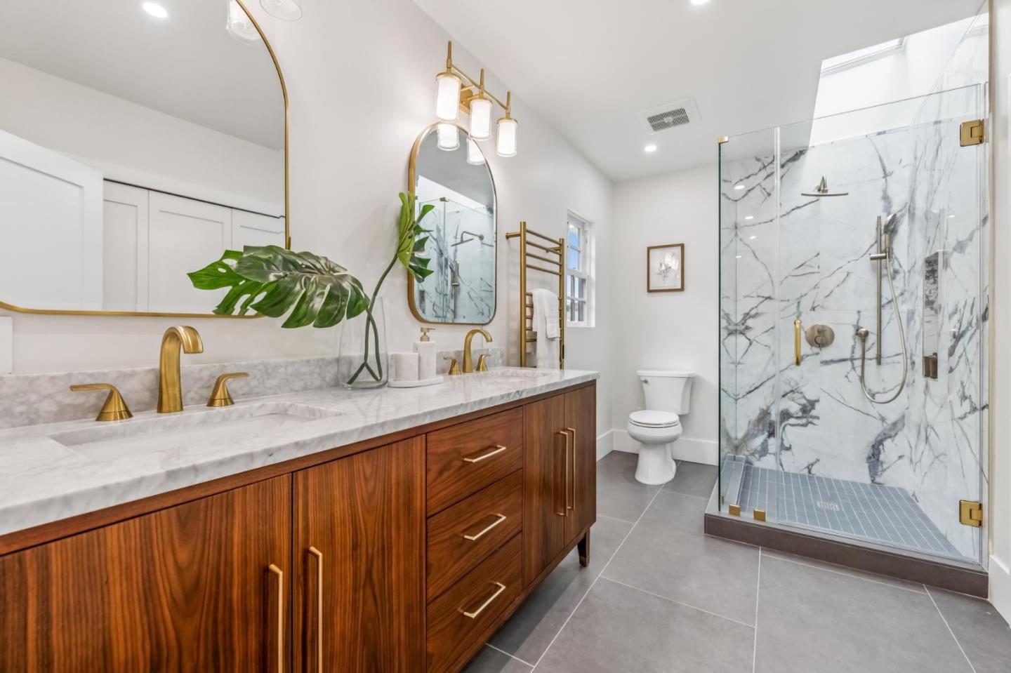 Detail Gallery Image 21 of 64 For 840 N Idaho St, San Mateo,  CA 94401 - 5 Beds | 4 Baths