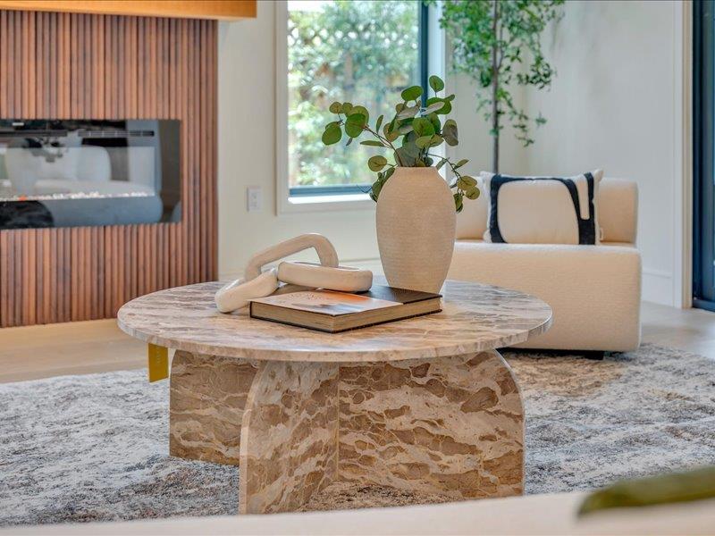 Detail Gallery Image 10 of 53 For 883 Rorke Way, Palo Alto,  CA 94303 - 6 Beds | 4/1 Baths