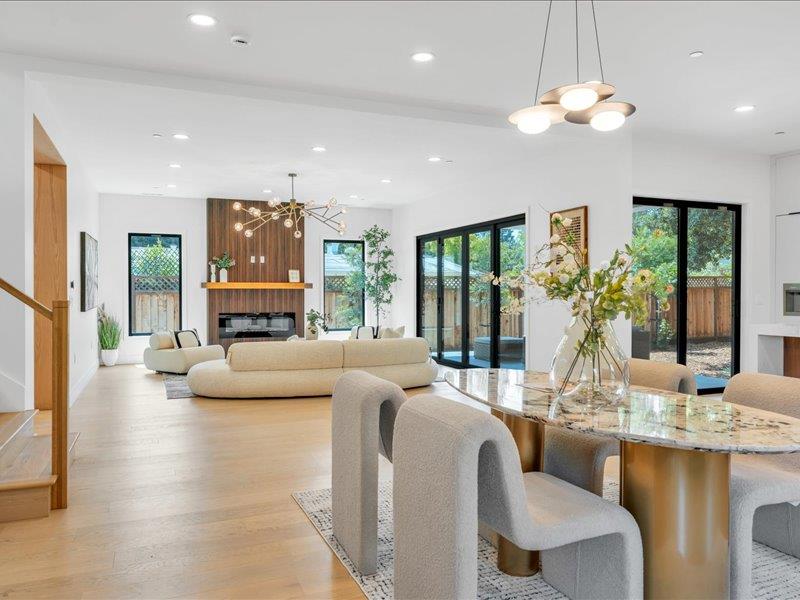 Detail Gallery Image 12 of 53 For 883 Rorke Way, Palo Alto,  CA 94303 - 6 Beds | 4/1 Baths