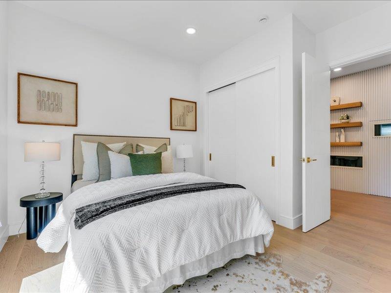 Detail Gallery Image 35 of 53 For 883 Rorke Way, Palo Alto,  CA 94303 - 6 Beds | 4/1 Baths