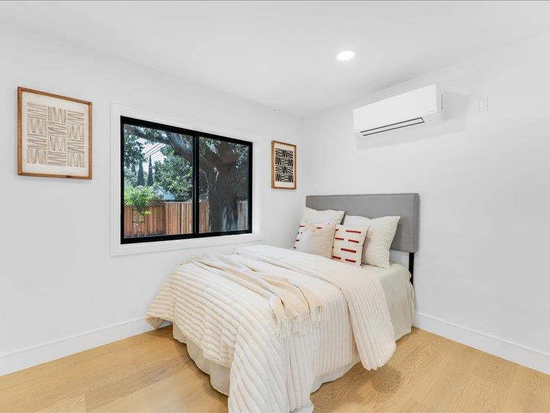 Detail Gallery Image 40 of 53 For 883 Rorke Way, Palo Alto,  CA 94303 - 6 Beds | 4/1 Baths