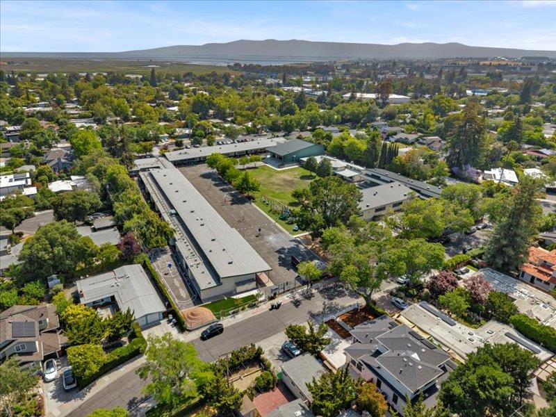 Detail Gallery Image 47 of 53 For 883 Rorke Way, Palo Alto,  CA 94303 - 6 Beds | 4/1 Baths