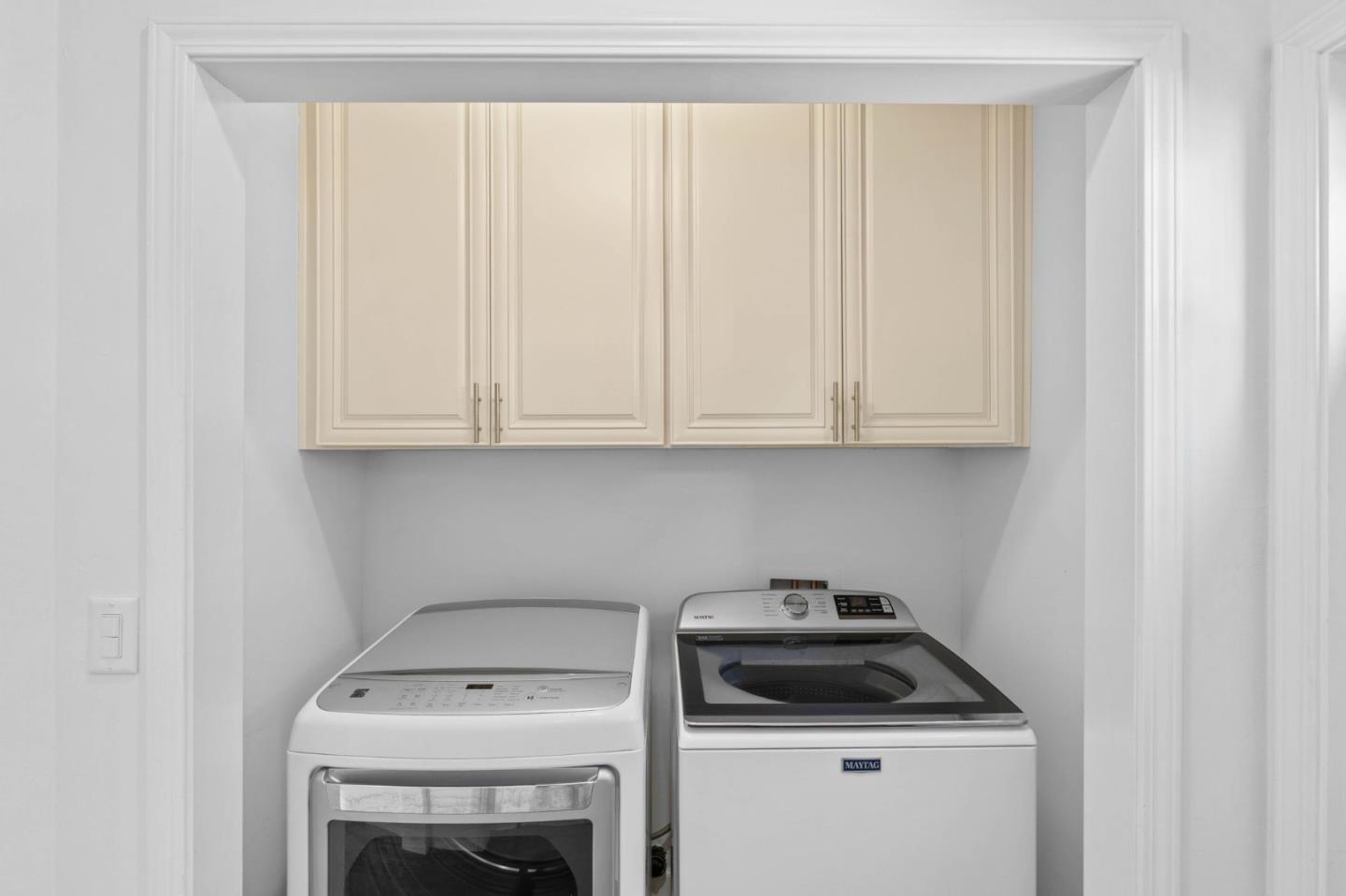 Detail Gallery Image 19 of 44 For 141 N Almaden Blvd, San Jose,  CA 95110 - 3 Beds | 2 Baths