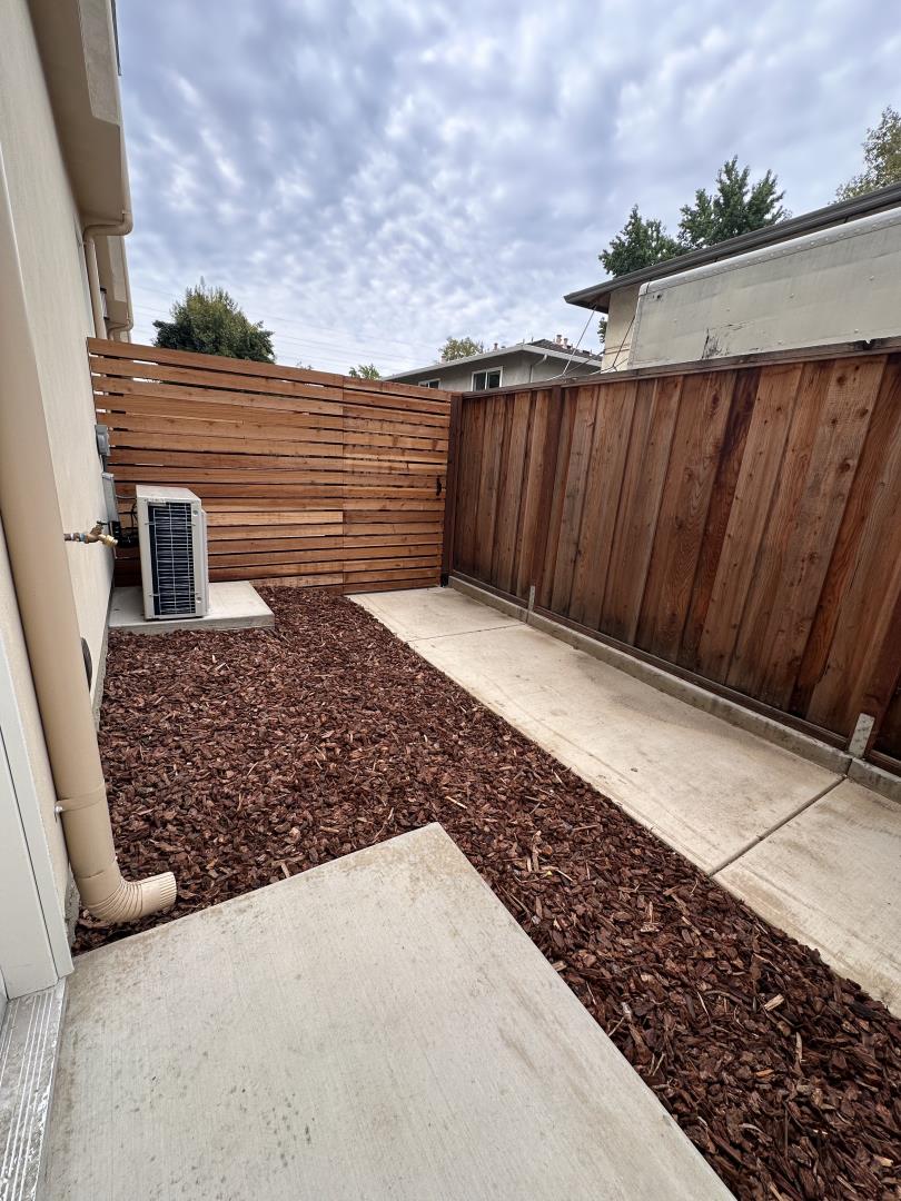 Detail Gallery Image 13 of 39 For 515 Union Ave, Campbell,  CA 95008 - 2 Beds | 2/1 Baths