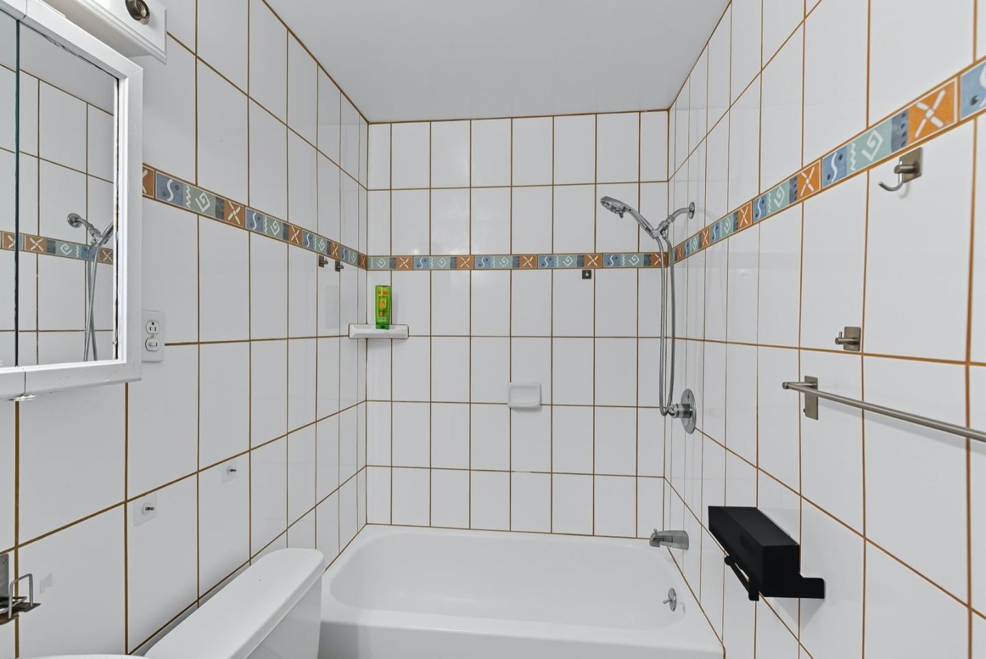 Detail Gallery Image 17 of 58 For 1840 Church St, San Francisco,  CA 94131 - 6 Beds | 4 Baths