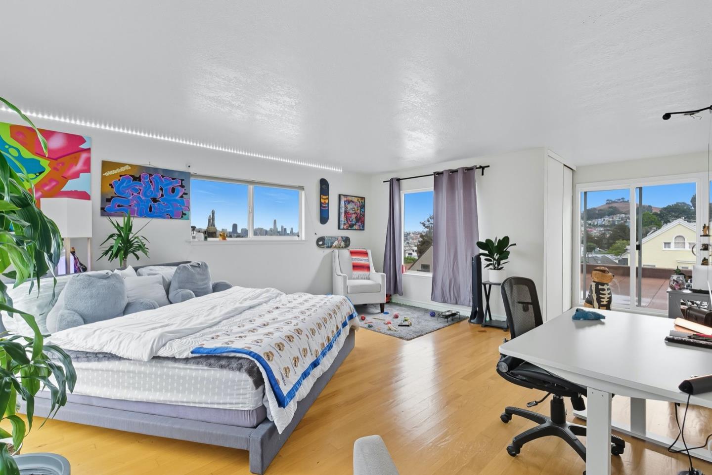 Detail Gallery Image 27 of 58 For 1840 Church St, San Francisco,  CA 94131 - 6 Beds | 4 Baths