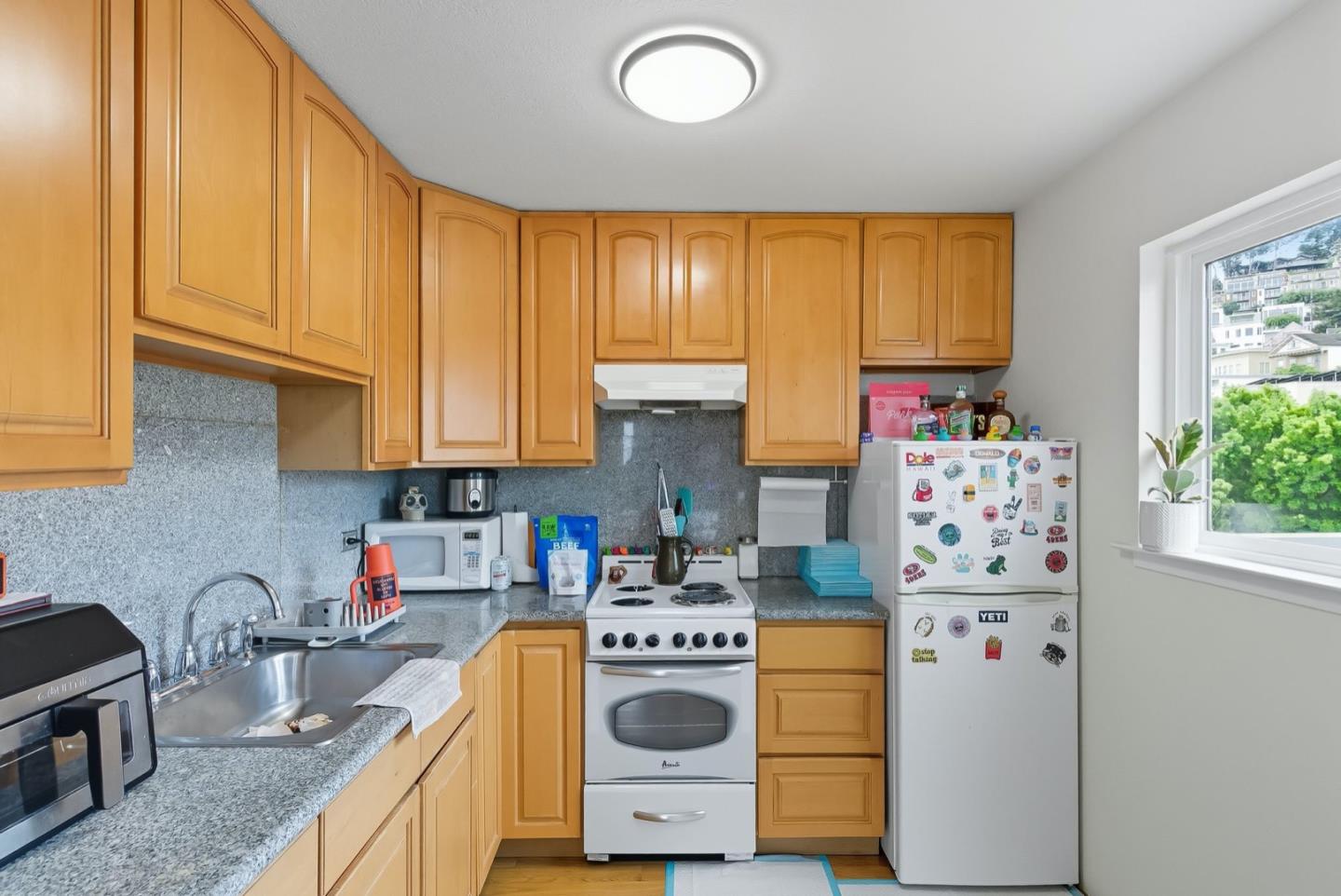 Detail Gallery Image 30 of 58 For 1840 Church St, San Francisco,  CA 94131 - 6 Beds | 4 Baths