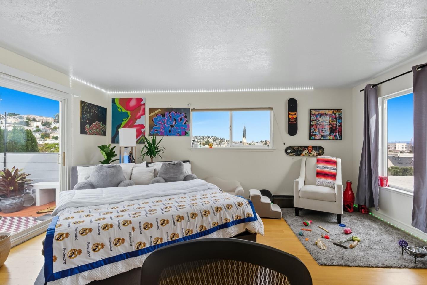 Detail Gallery Image 32 of 58 For 1840 Church St, San Francisco,  CA 94131 - 6 Beds | 4 Baths