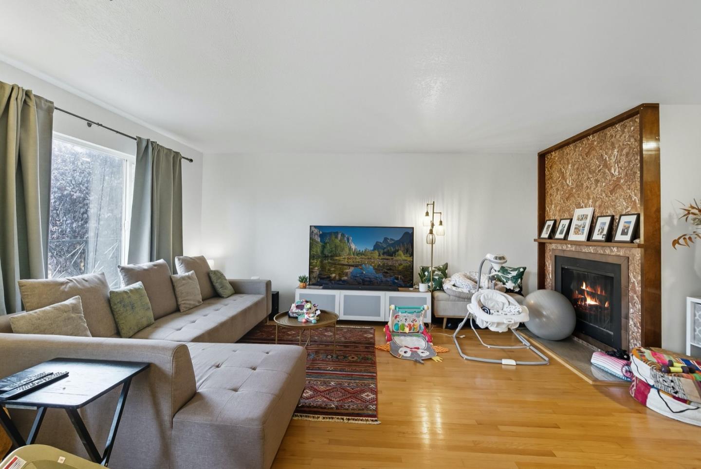 Detail Gallery Image 45 of 58 For 1840 Church St, San Francisco,  CA 94131 - 6 Beds | 4 Baths