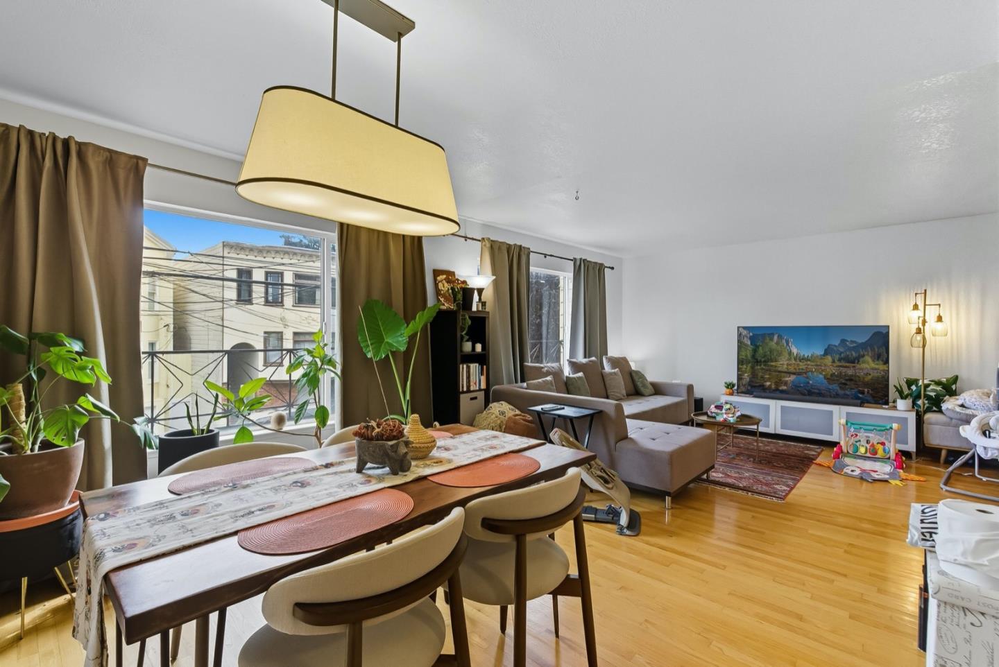 Detail Gallery Image 49 of 58 For 1840 Church St, San Francisco,  CA 94131 - 6 Beds | 4 Baths