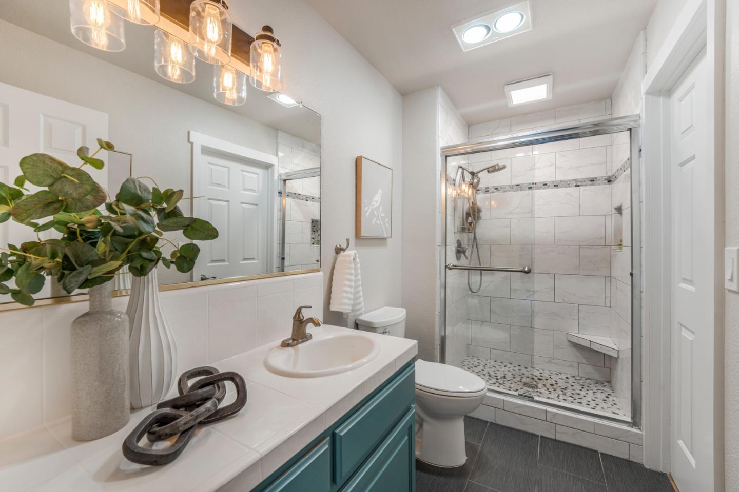 Detail Gallery Image 14 of 40 For 2135 Diana Ave, Morgan Hill,  CA 95037 - 4 Beds | 3 Baths