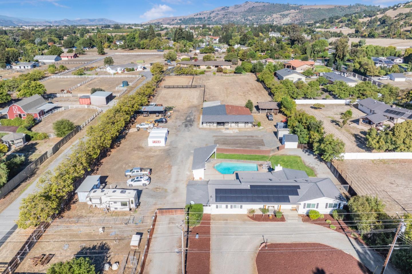 Detail Gallery Image 39 of 40 For 2135 Diana Ave, Morgan Hill,  CA 95037 - 4 Beds | 3 Baths